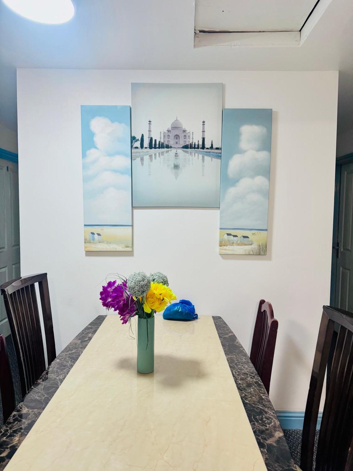 בולטון Unique Private Rooms מראה חיצוני תמונה