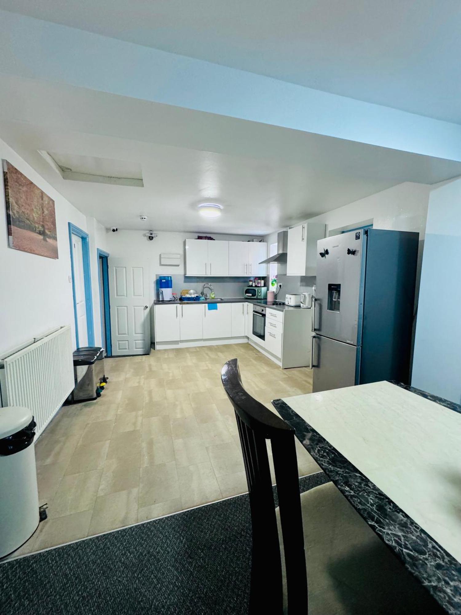 בולטון Unique Private Rooms מראה חיצוני תמונה